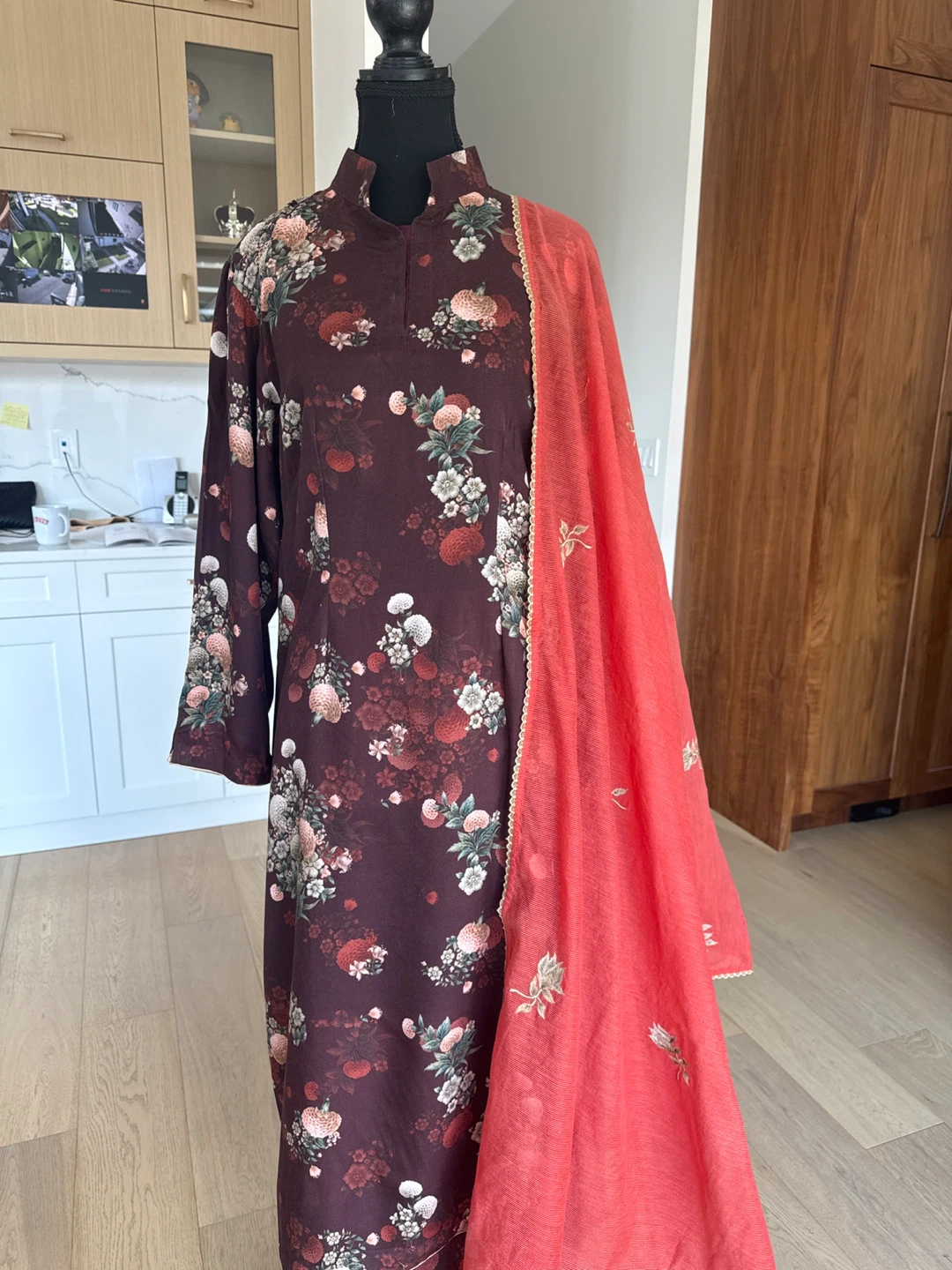 Floral Print Kurti with Dupatta - photo 3