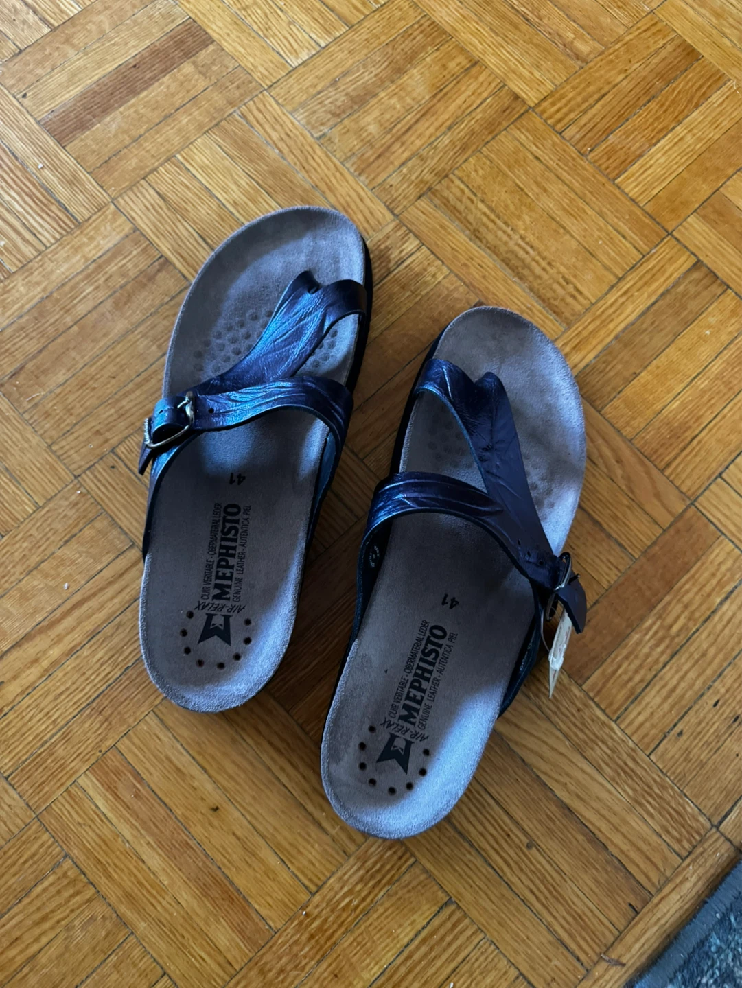 Mephisto Helen sandals