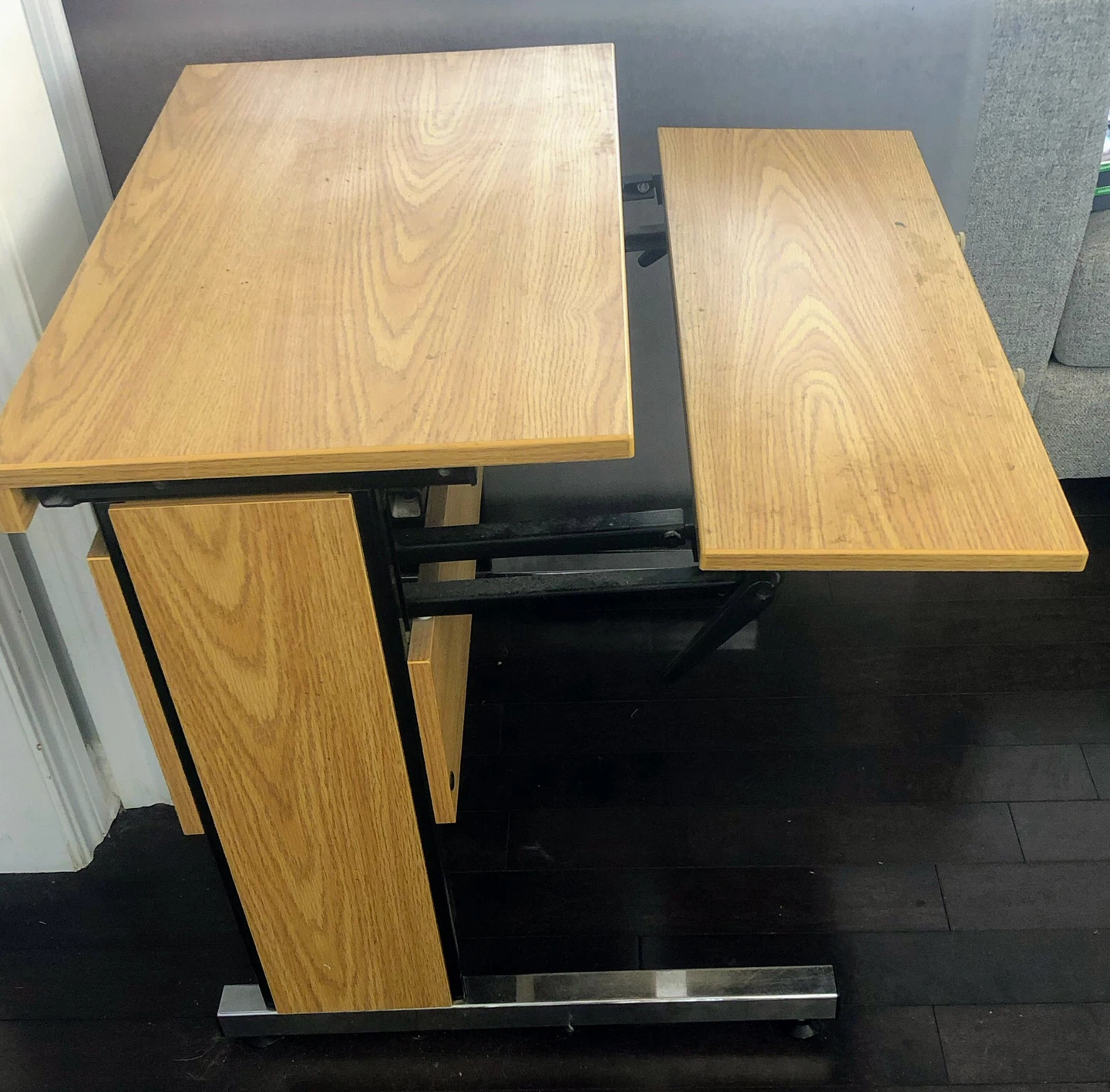Extendable Side Table - photo 2