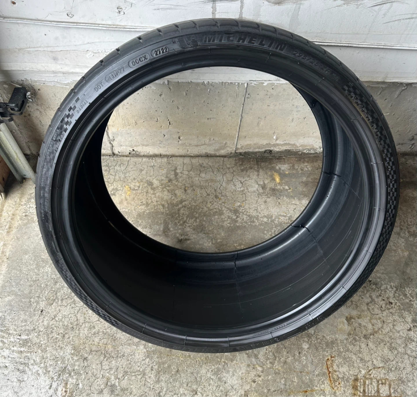 295/25/21 Michelin Pilot Sport 4S Set of 4