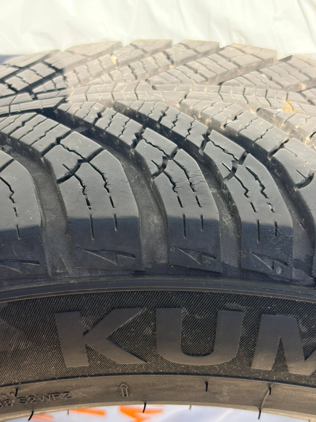Kumho 4 Seasons Tires - 205/55 R16 91H - photo 5