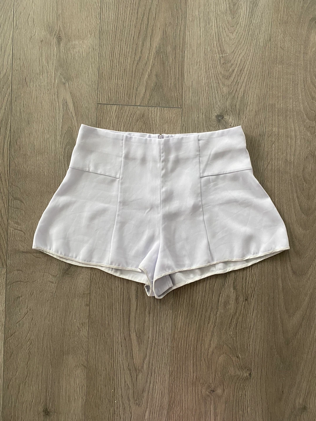 Aritzia Wilfred lavender shorts