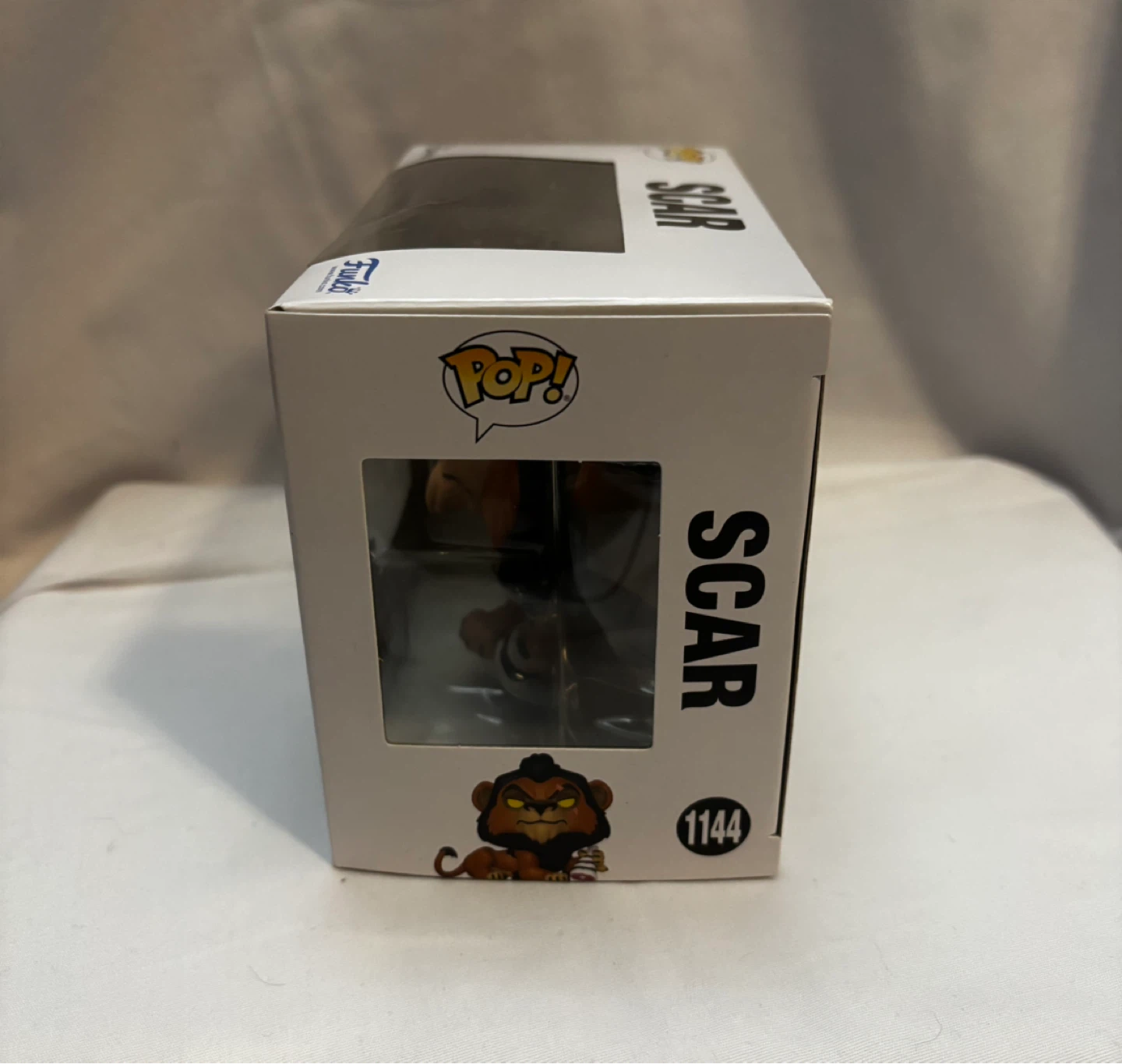 Funko POP! Disney Villains Scar #1144 figure-Specialty Series - photo 4