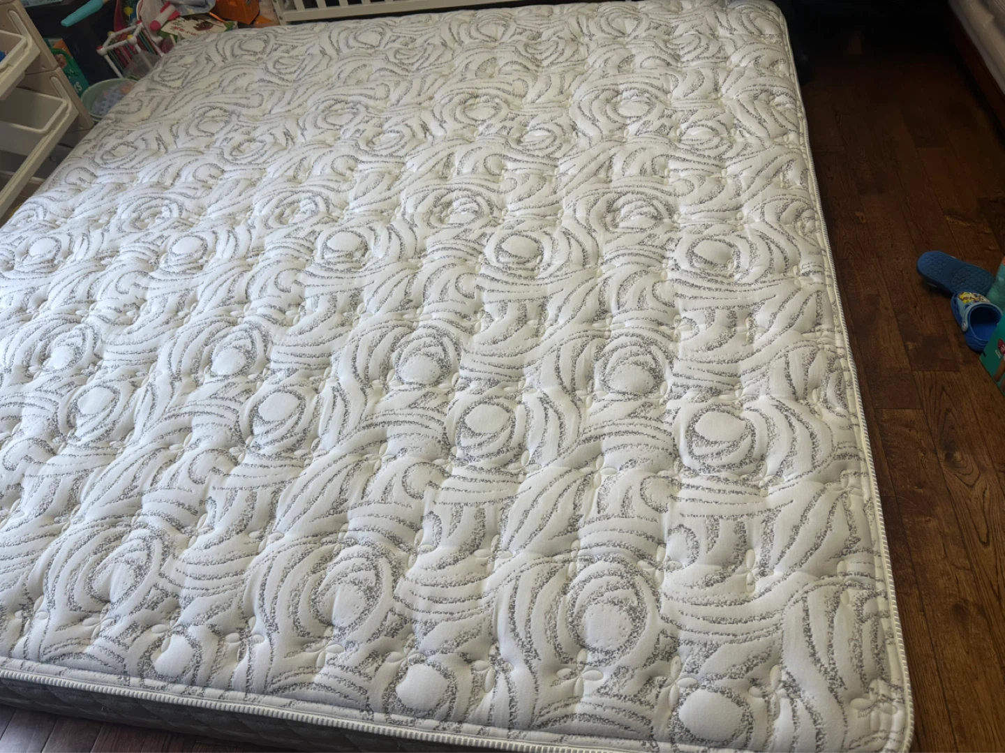 King size very much new Serta Perfect Sleeper Mattress