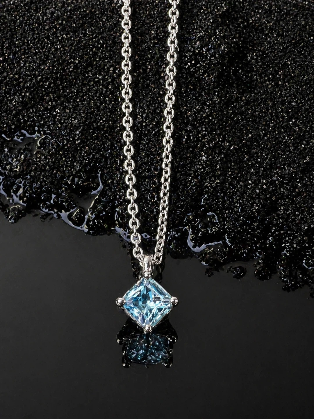 Silver Pendant with Sky Blue Topaz