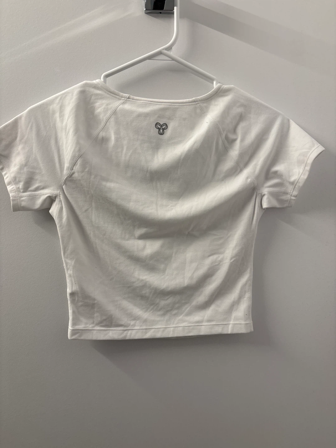 White TnAction Cropped T-Shirt - photo 2