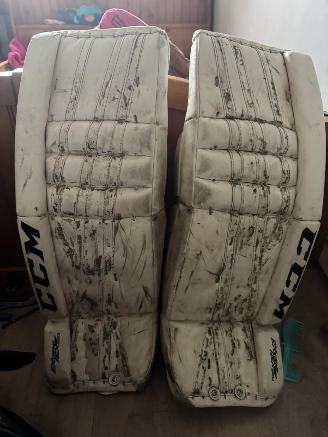 Bauer Goalie Mask & Eagle Goalie Pants