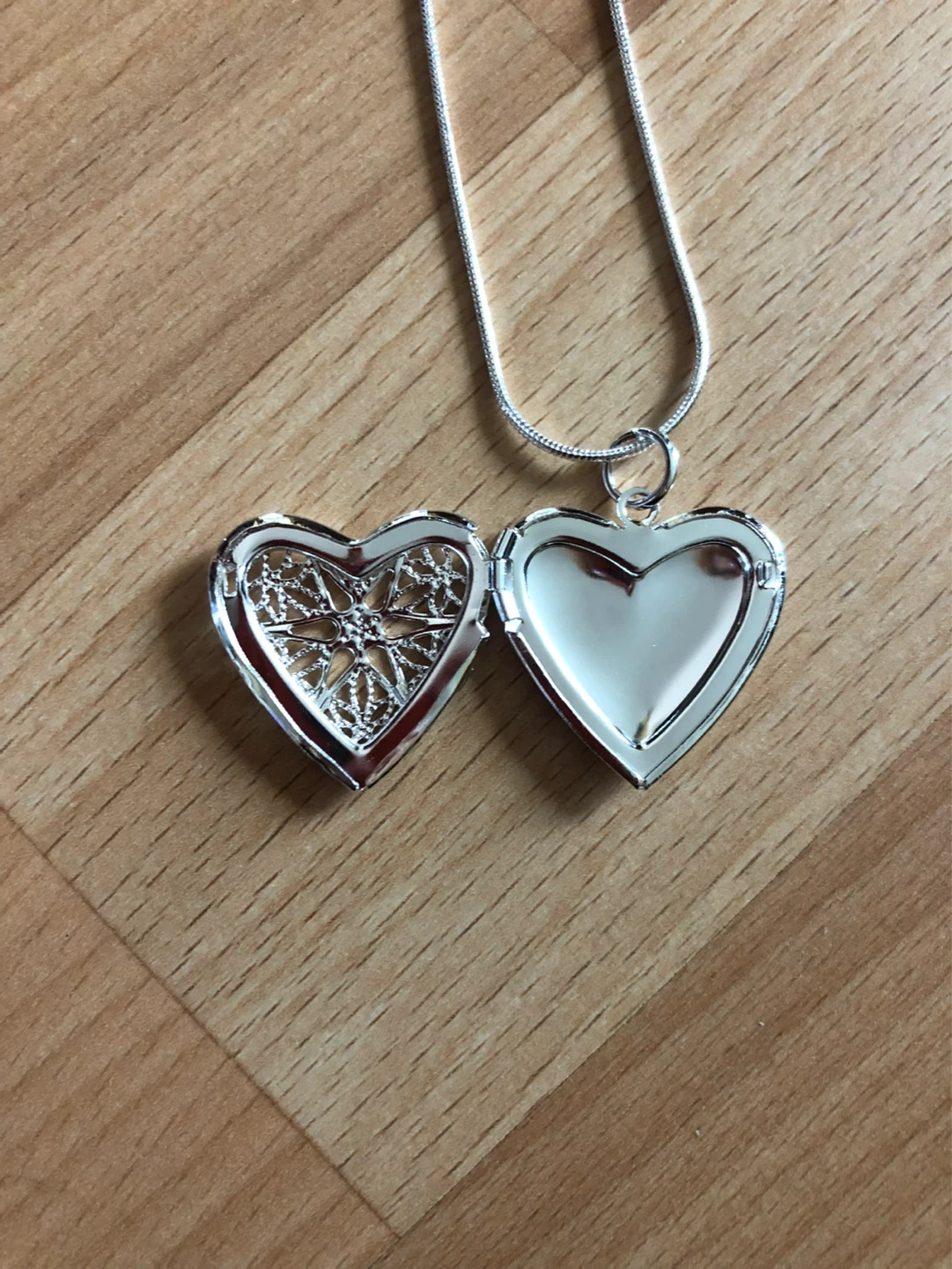 Silver Heart Photo Frame Pendant Necklace 🌱 - photo 3