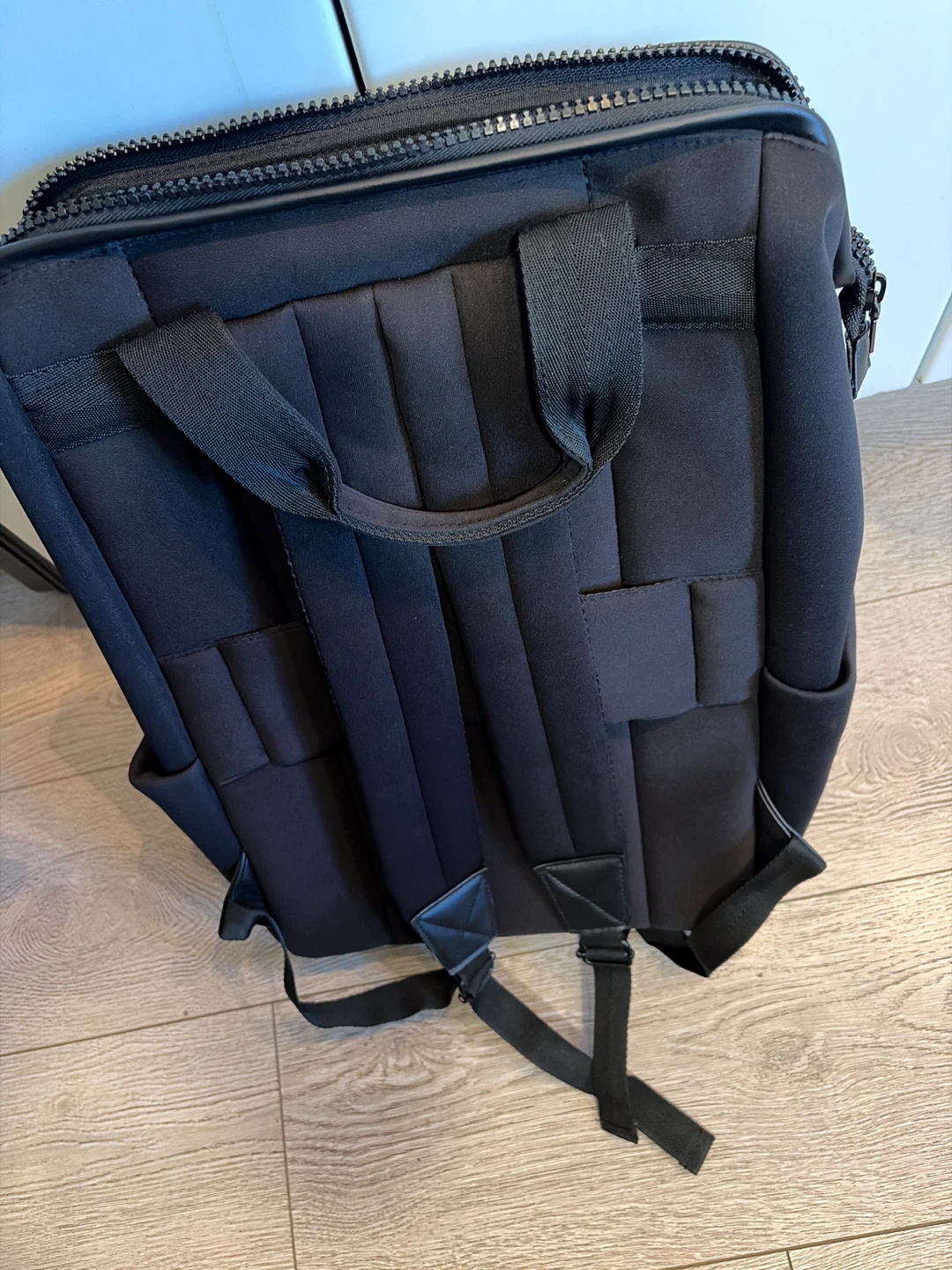 MAX STUDIO Black Neoprene Backpack - photo 2