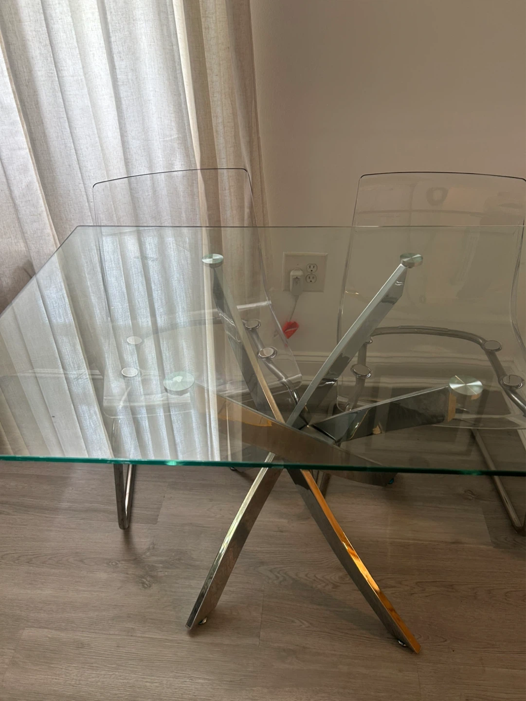Glass table with 4 IKEA chairs - photo 4
