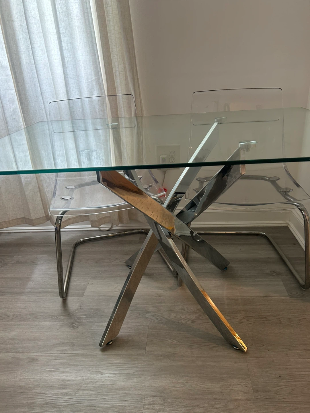 Glass table with 4 IKEA chairs - photo 3