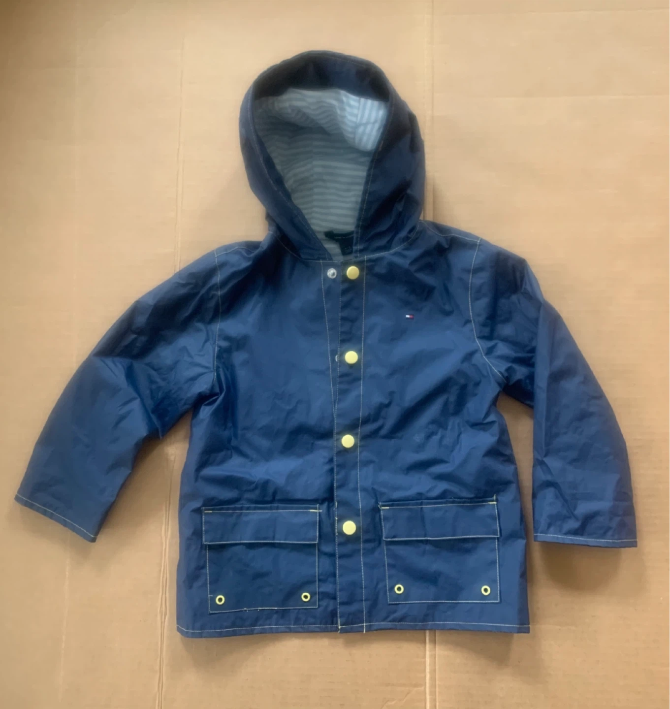 Tommy Hilfiger Kids  Hooded Rain Jacket Size 4-5 Blue