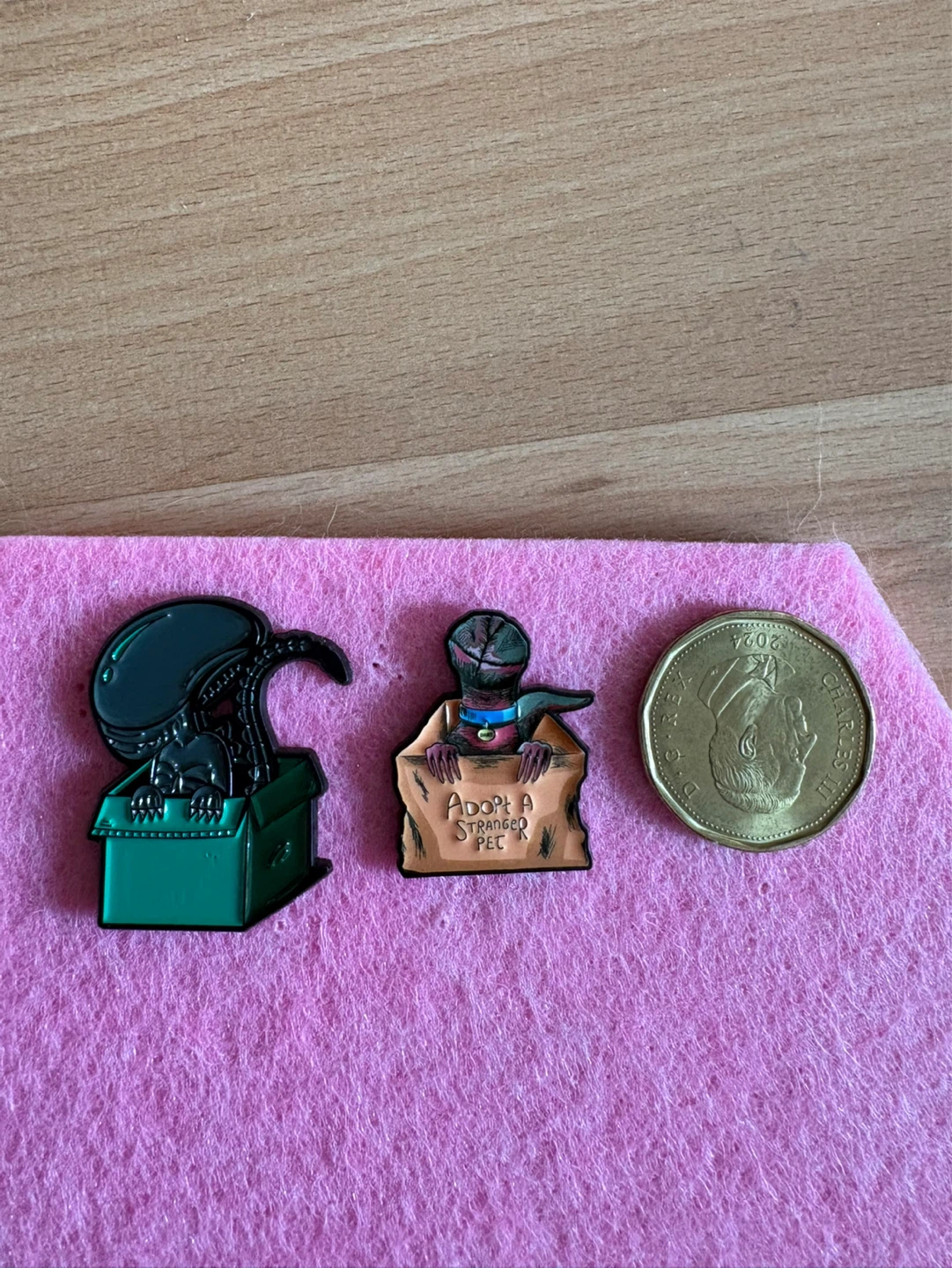 Aliens Enamel Pins $5 each firm 🌱 - photo 3