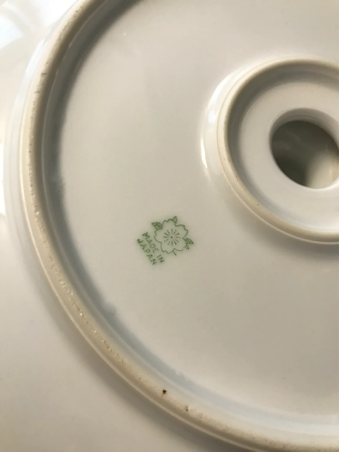 Vintage Hand Painted Centre Handle  Snack Plate 🌱 - photo 4