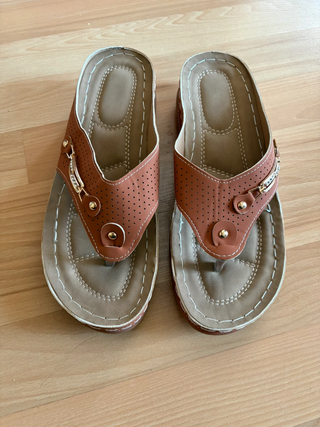 Women's Fashion Wedge Sandals Size 8.5 🌱