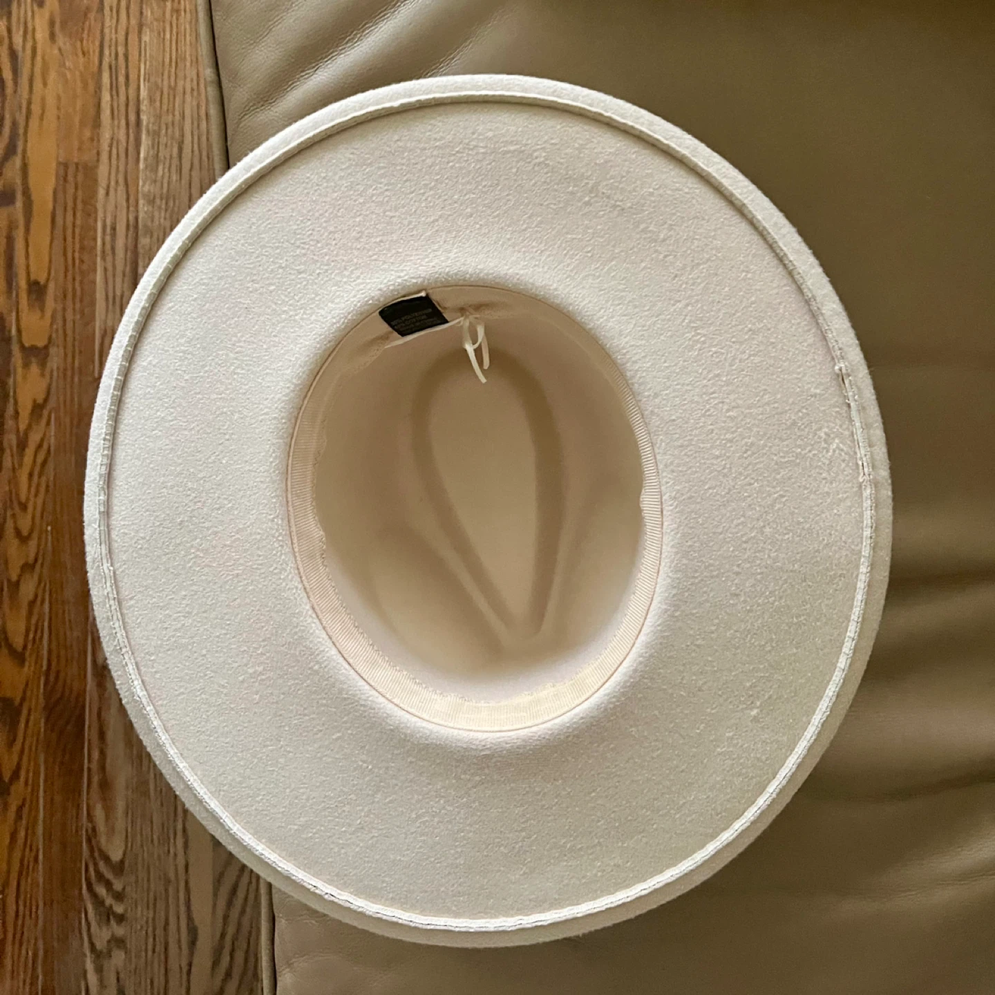 Like-New Unisex Cowboy Hat - photo 2