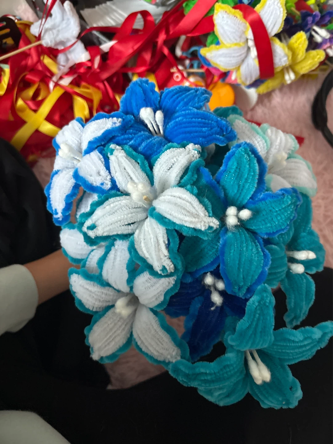 Pipe Cleaner Flower Bouquets - photo 3