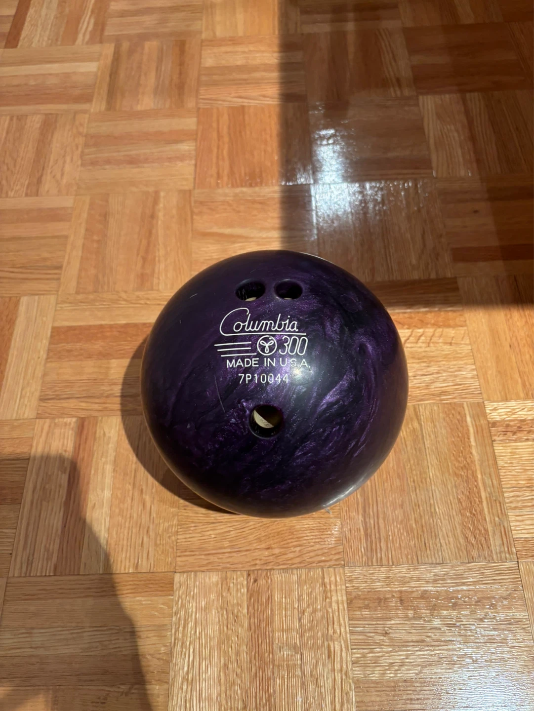 Columbia 300 Bowling Ball