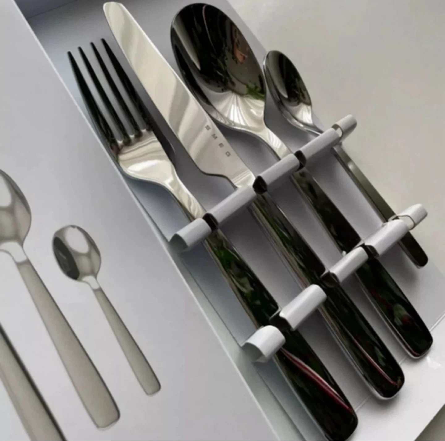 SMEG Dinner Cutlery 4-Piece Set - photo 4