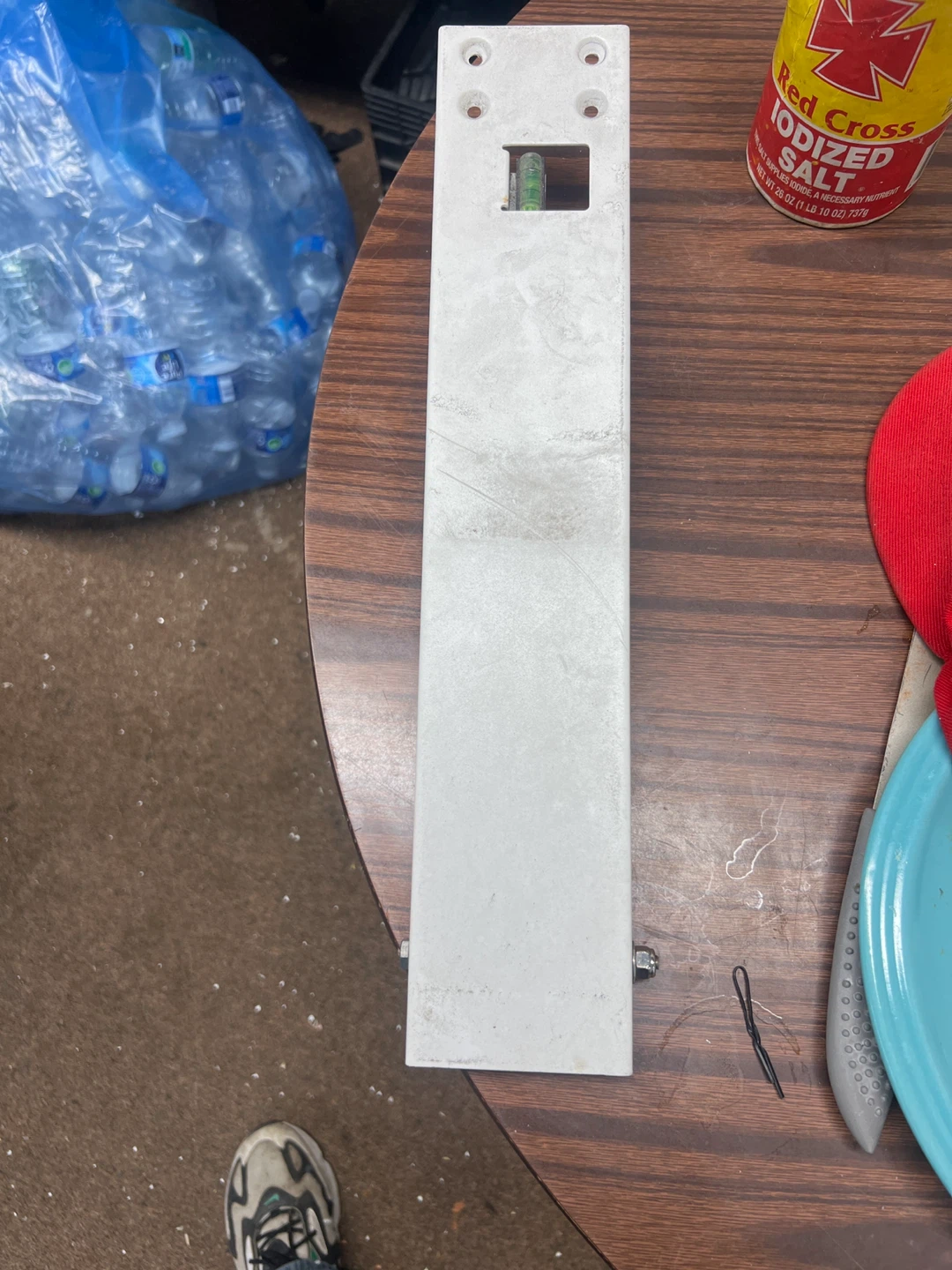 White Metal Bracket with Level - photo 3