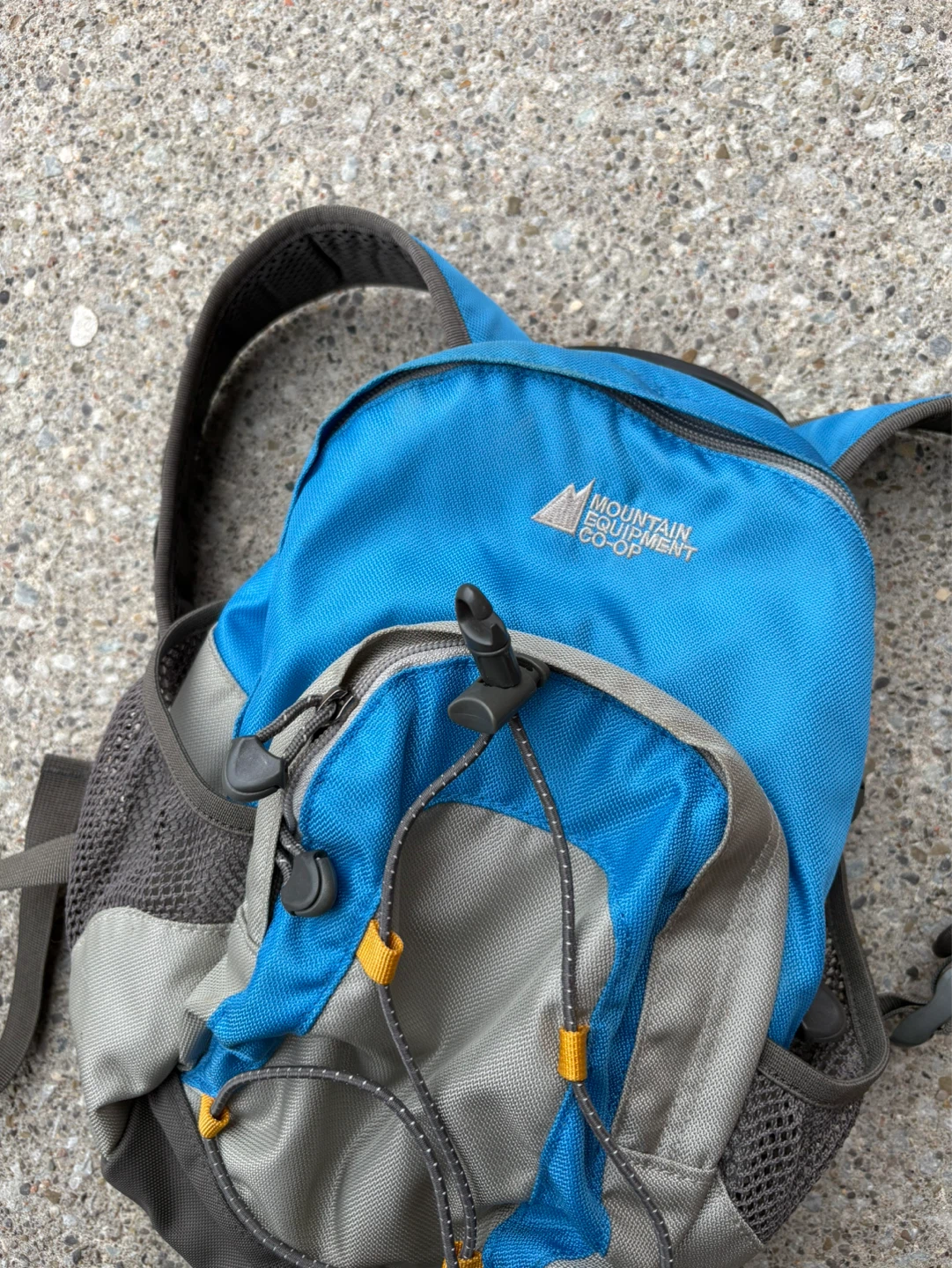 MEC Mountain Equipment Coop mini backpack bag tnf acg - photo 2