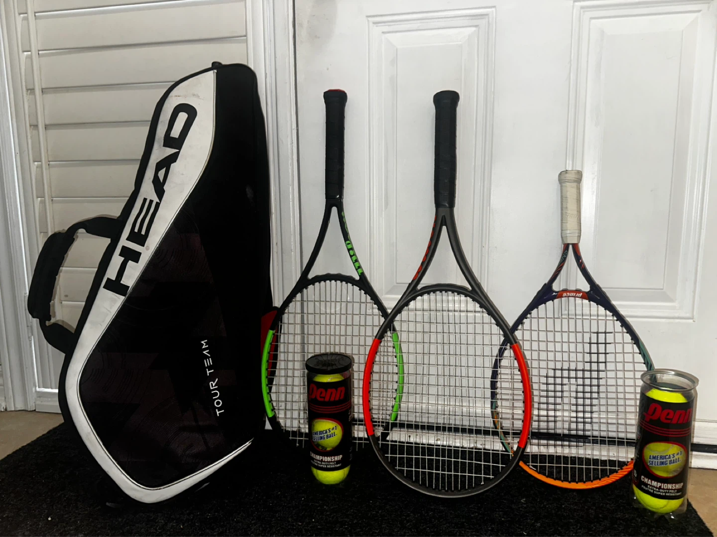 Wilson Burn 100ULS Tennis Racquet