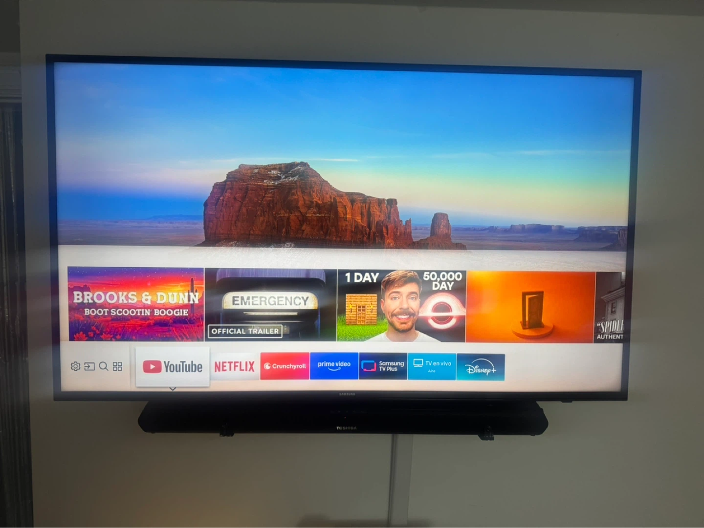 Samsung Smart TV - photo 2