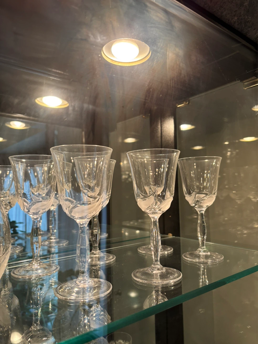Crystal Set with Decanter and Various Crystal Glasses - photo 4