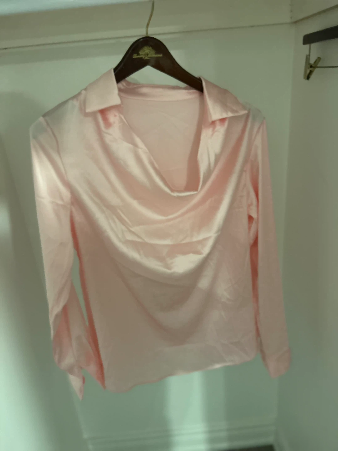 Outfit 3 pce. long sleeved shirt , skirt and sweater pink - photo 3