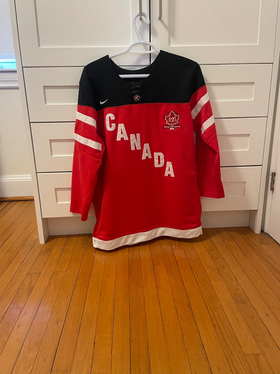 Youth Nike Team Canada Hockey Jersey L/XL 100 Year Anniversary