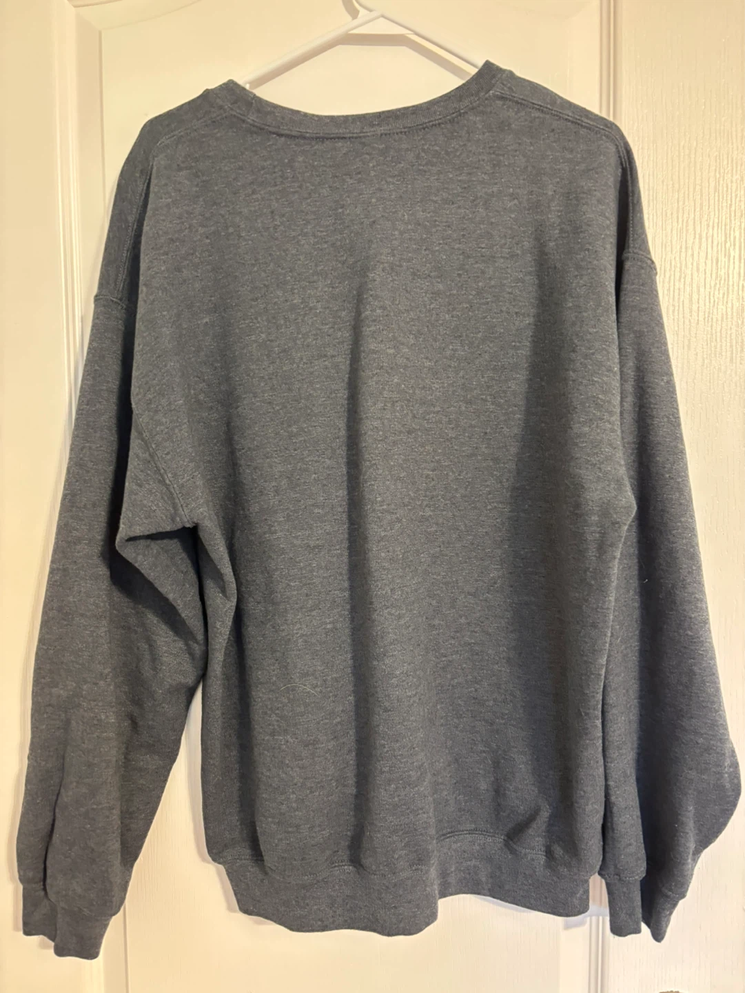 Gildan Crewneck Sweatshirt - Size Large - photo 5