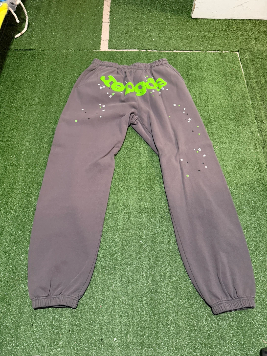 Sp5der Star Logo Sweatpants – Size Large