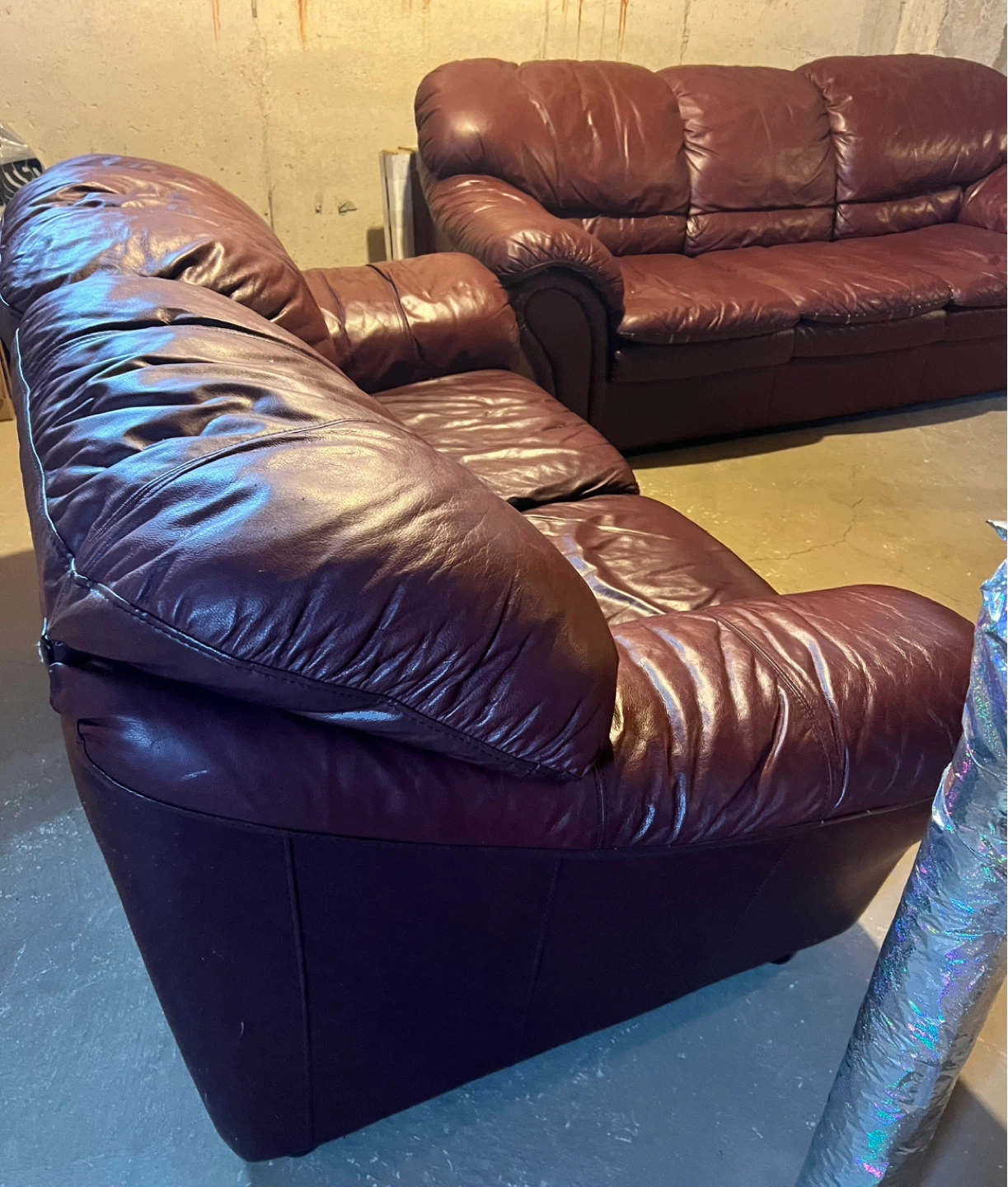 Burgundy Leather Loveseat and Sofa - photo 3