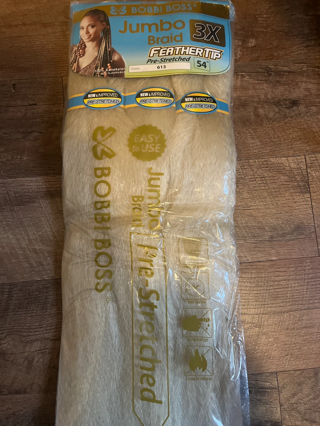 Bobbi Boss Jumbo 3X Feather Tip Braid 54"🌱