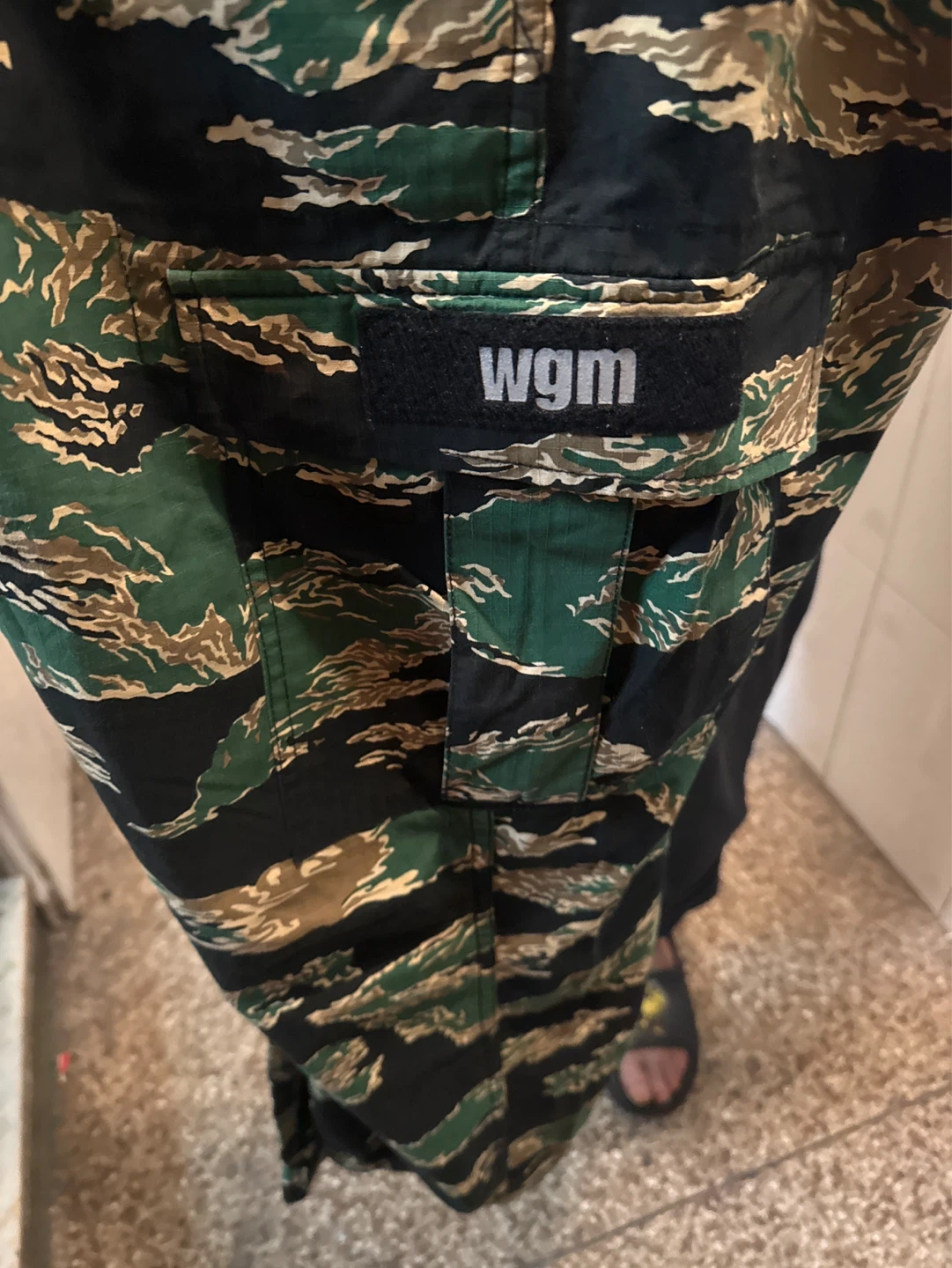 A Bathing Ape World Gone Mad Tiger Camo Cargo Pants - photo 4