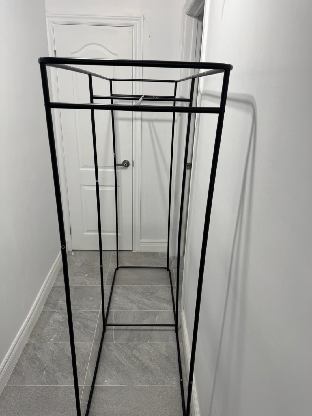 Black Metal Garment Rack - photo 2