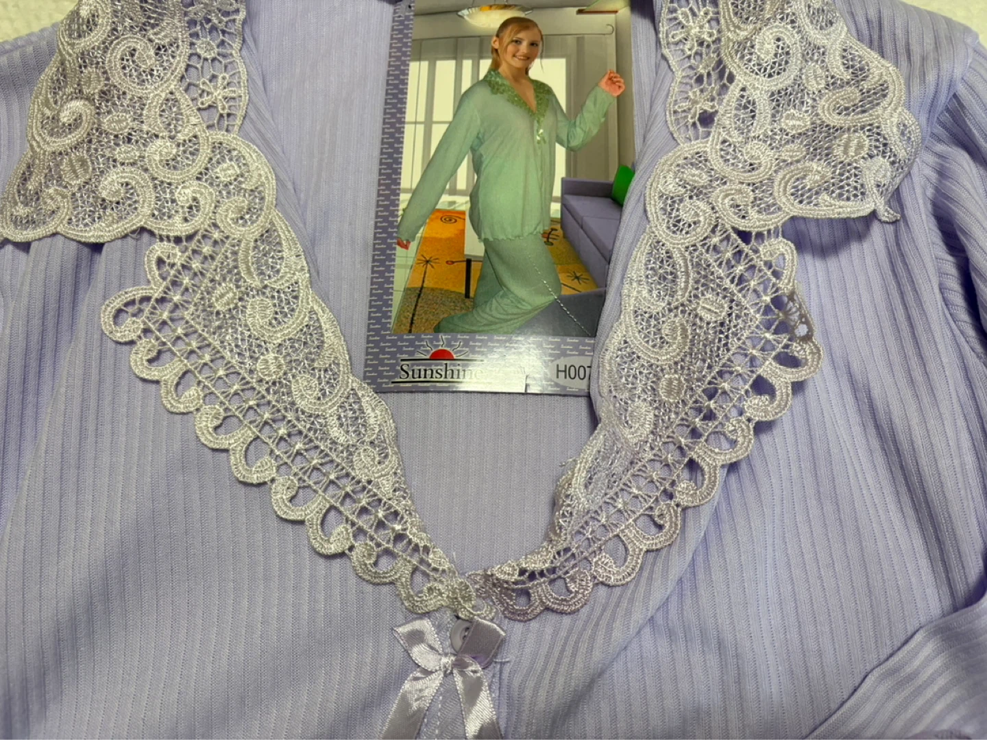Sunshine Lavender Lace Collar Pajama Set NWT XL  🌱 - photo 3
