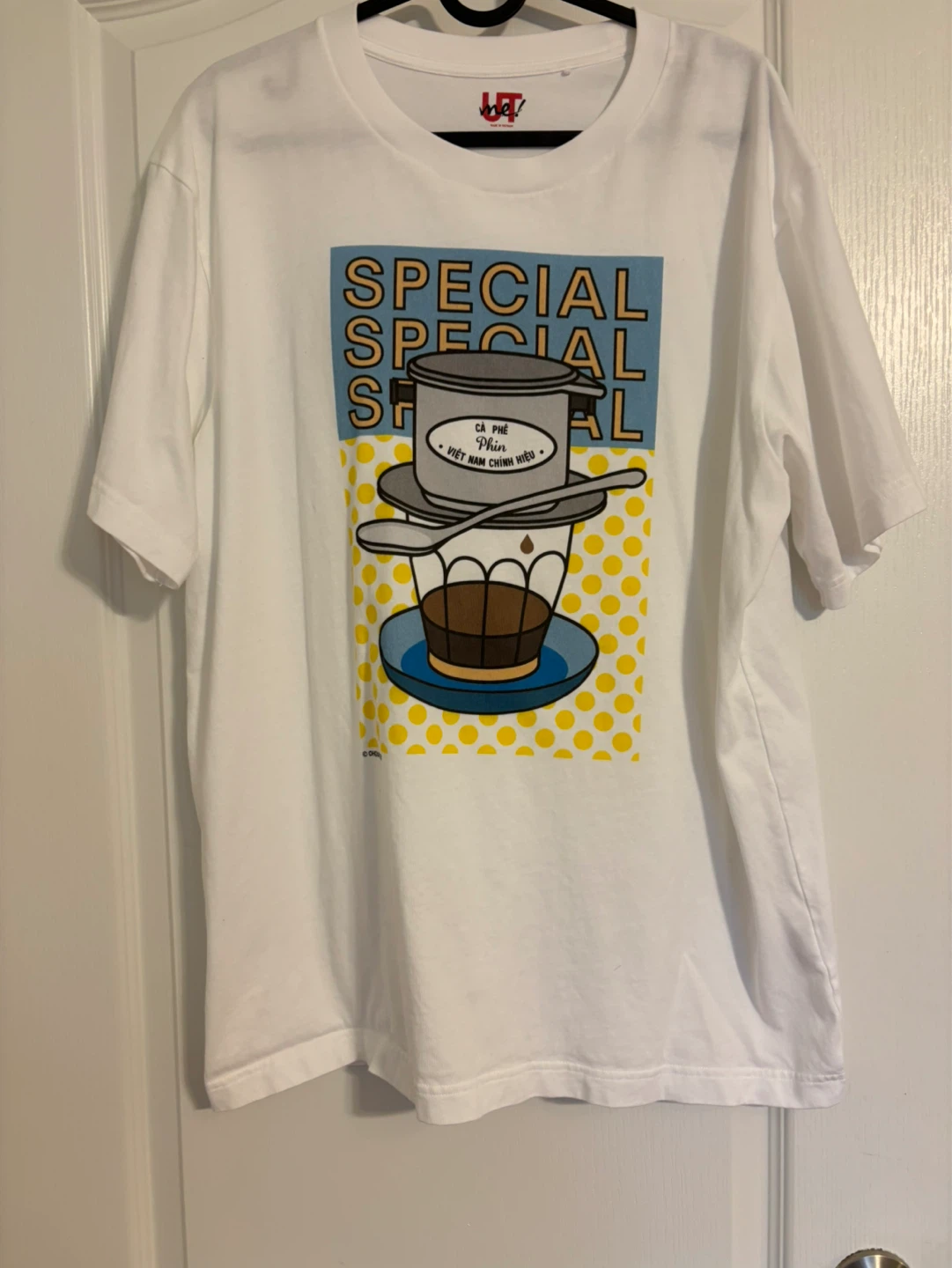 [VIETNAM LIMITED] UNIQLO Cafe Graphic T-Shirt Unisex XL - photo 2