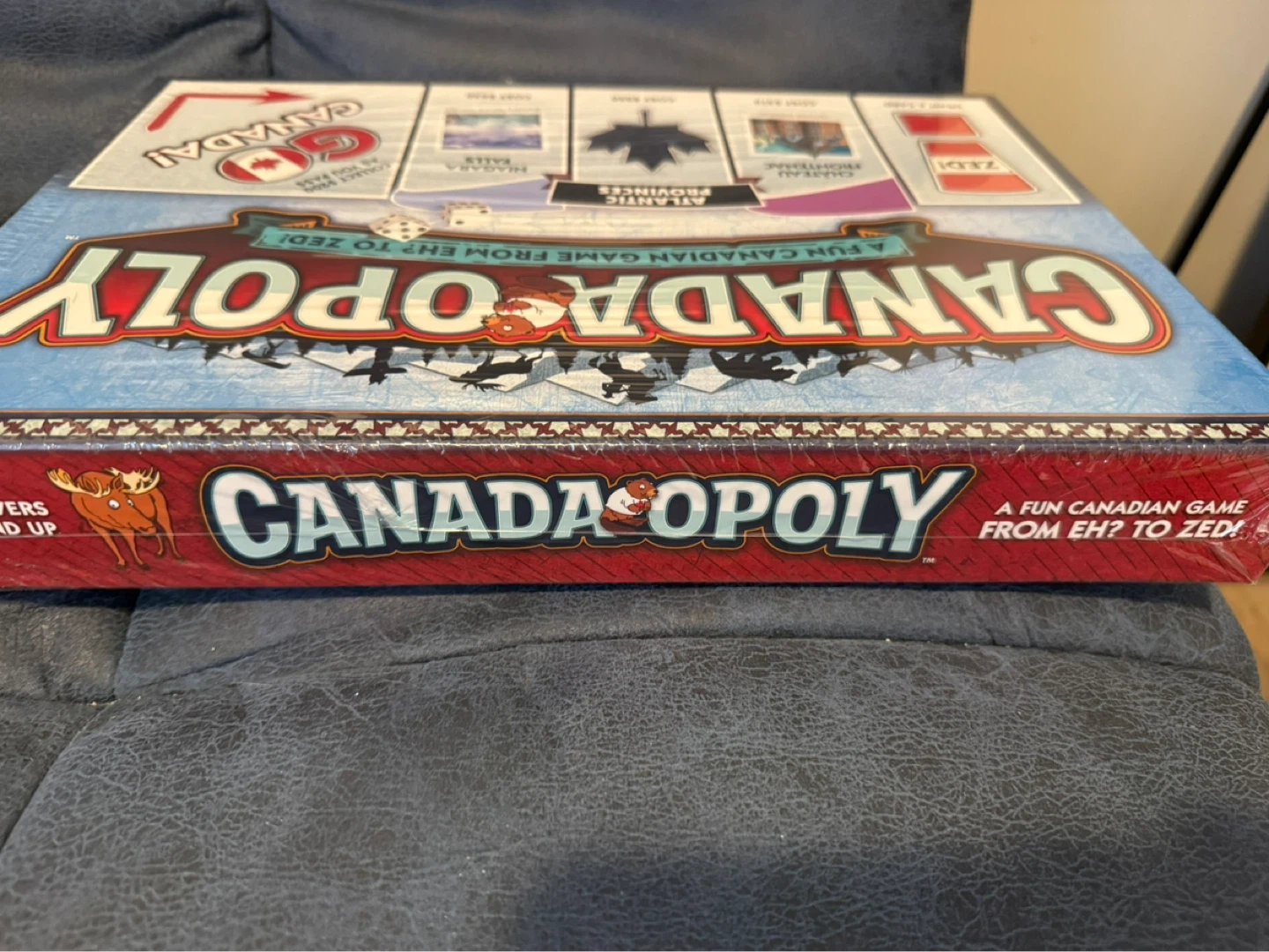 Canada-Opoly Board Game - photo 3