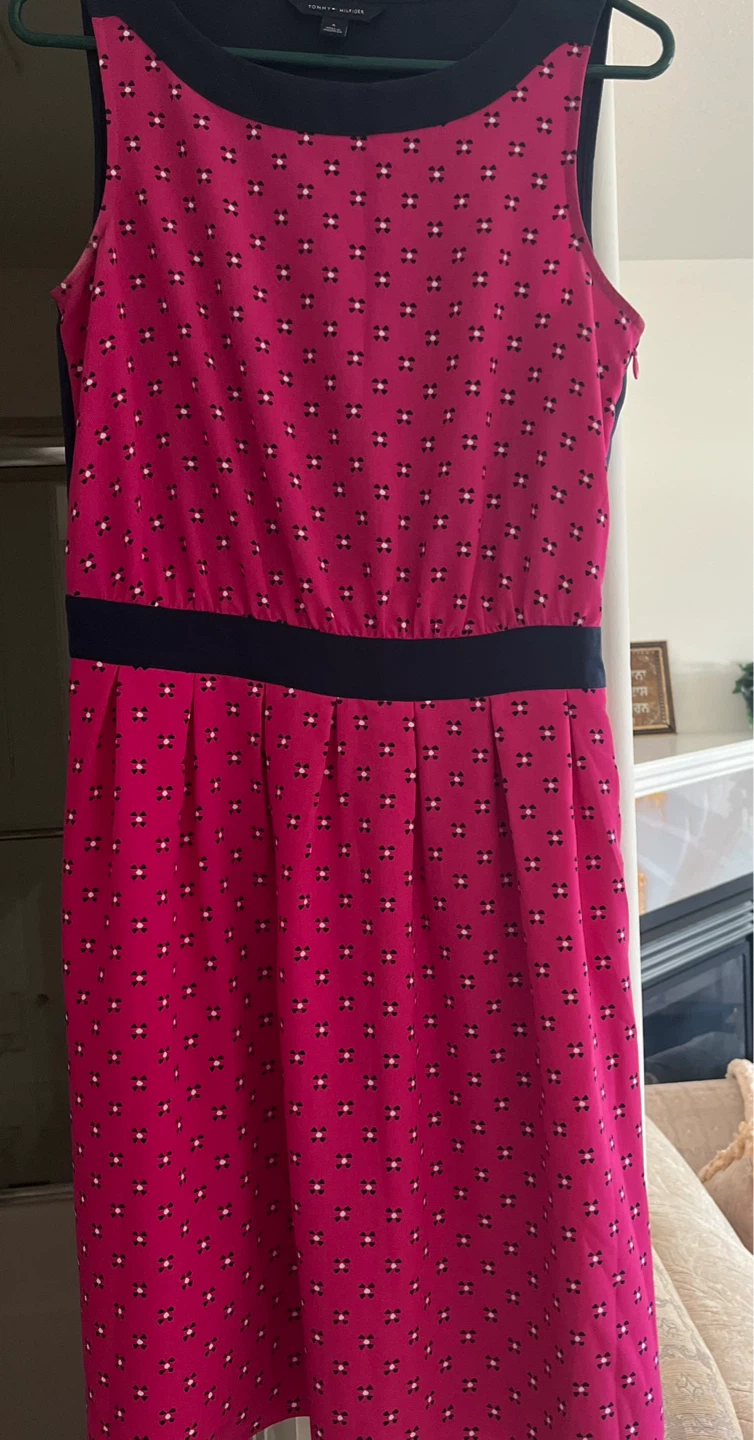 Tommy Hilfiger Sleeveless Dress Size 6 - photo 3