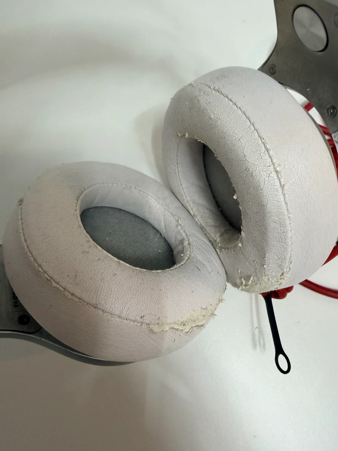 Beats PRO Studio Headphones - White - photo 3