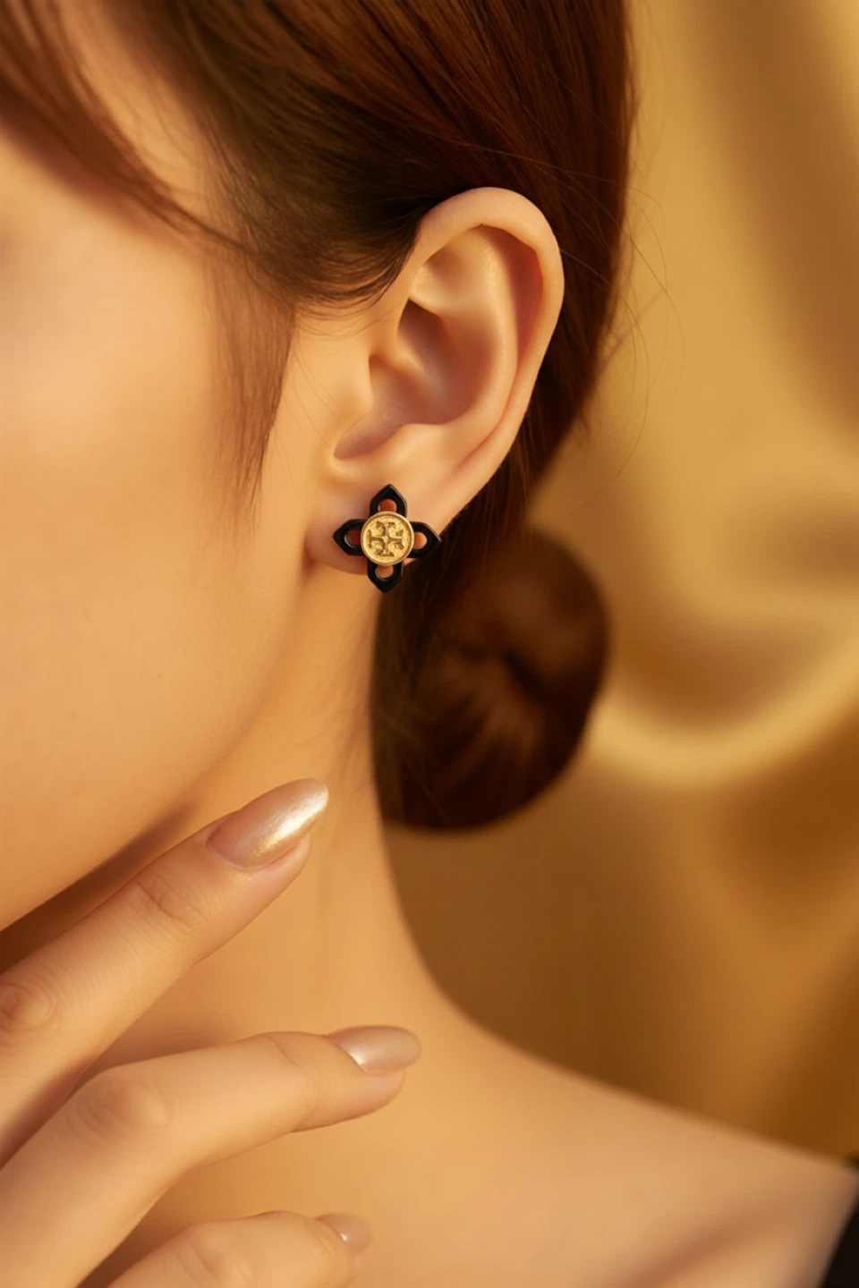 Tory Burch Logo Drop Earrings - photo 5