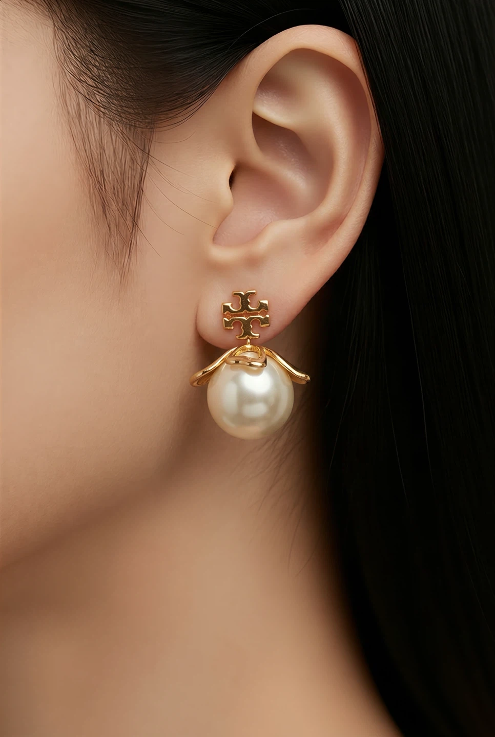 Tory Burch Logo Drop Earrings - photo 4