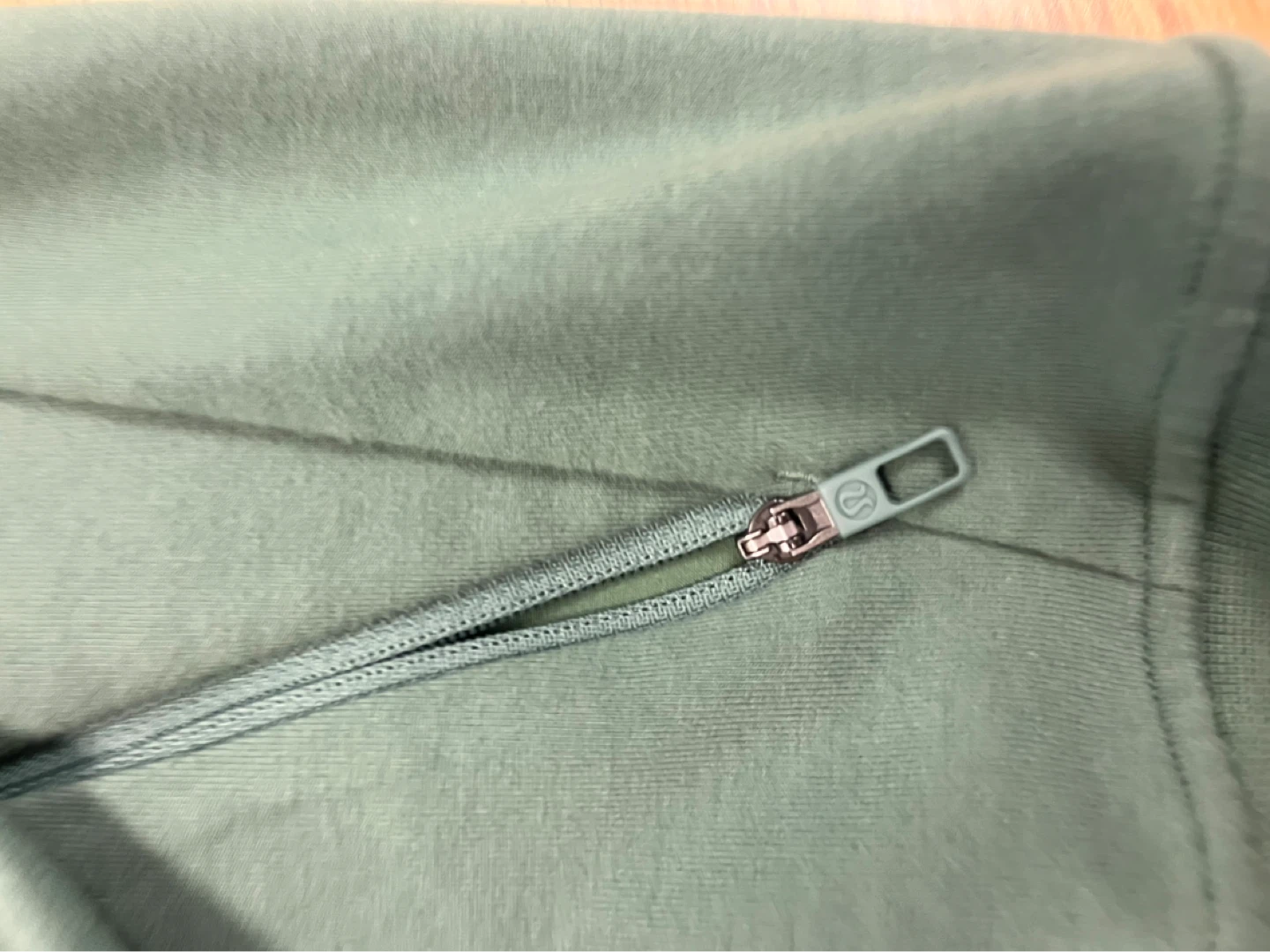 Lululemon Full Zip Hoodie - photo 3