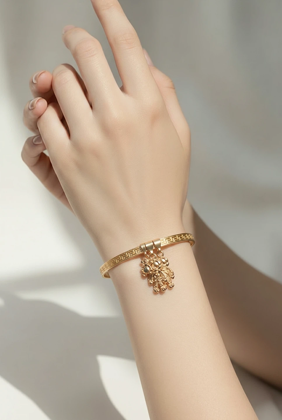 Gold Heart Charm Bracelet - photo 4