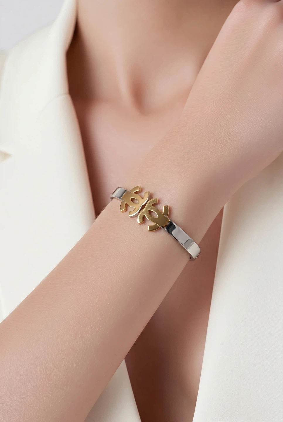 Gold Heart Charm Bracelet