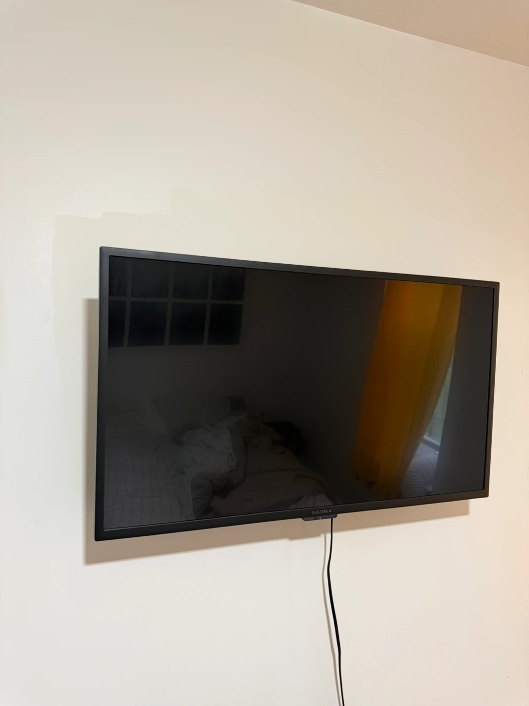 Insignia Fire TV HD 32 inch - photo 2