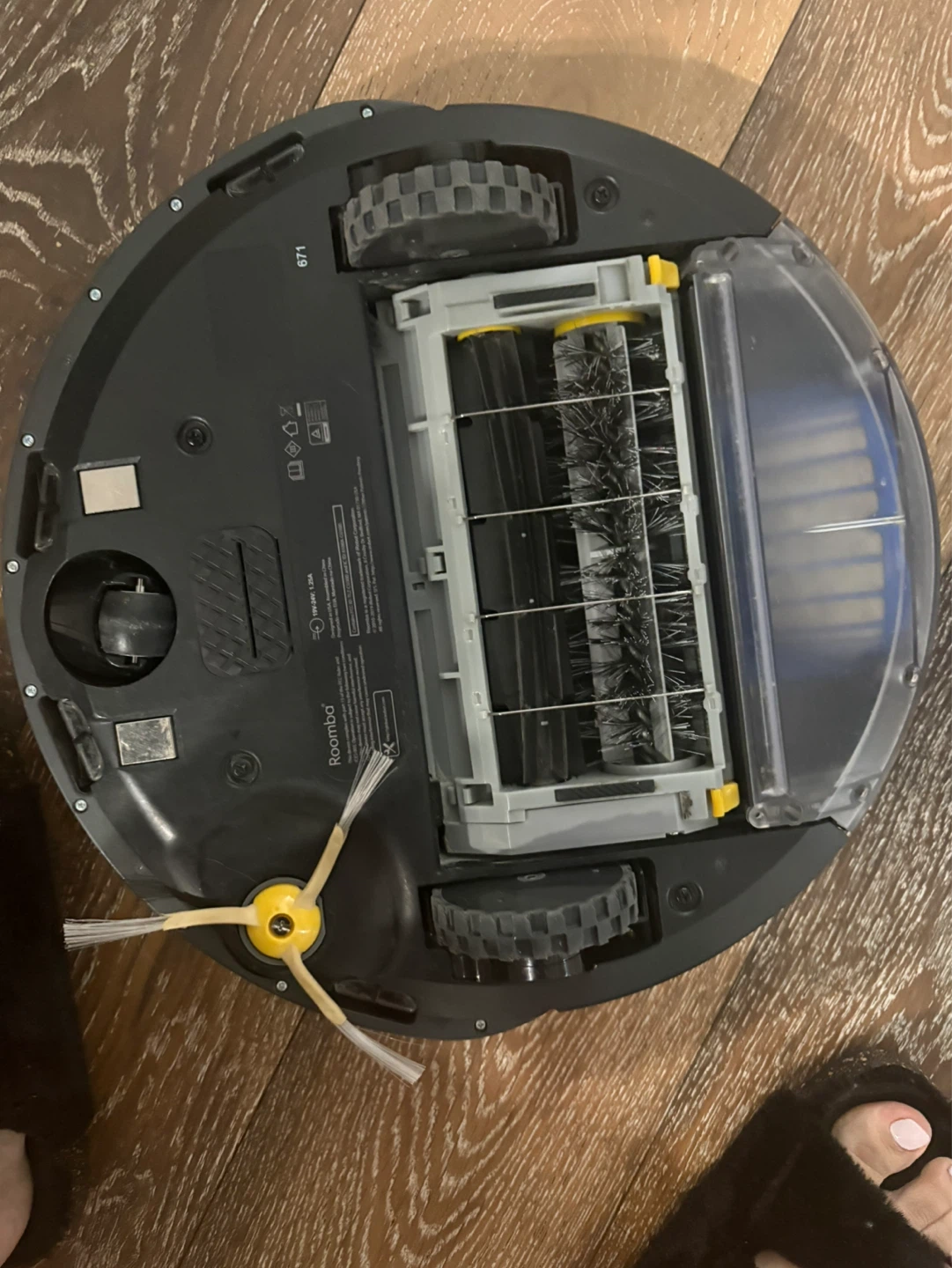 iRobot Roomba Robot Vacuum with Charging Dock