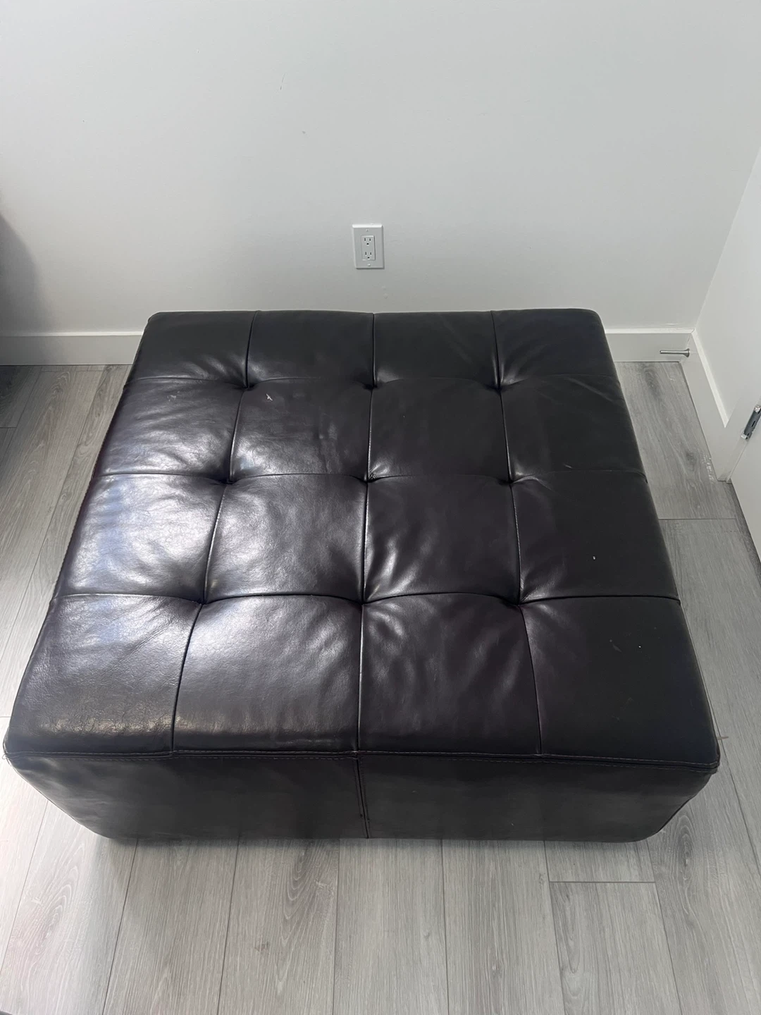 Dark Brown Tufted Leather Ottoman - photo 4
