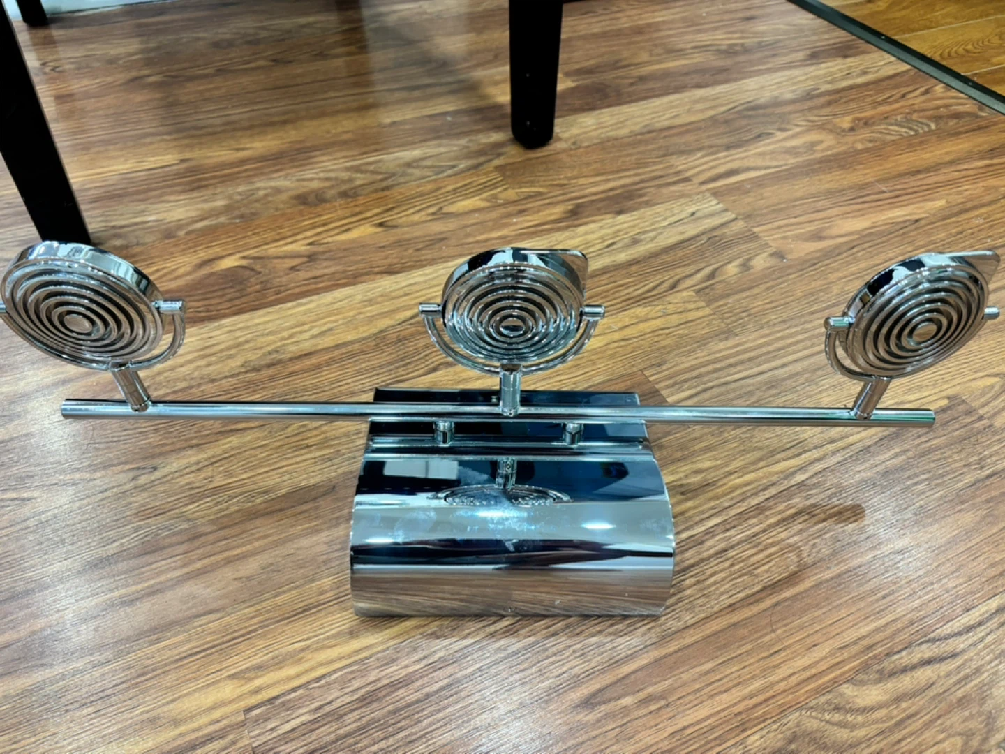 Eglo LED vanity Light Fixture - photo 2